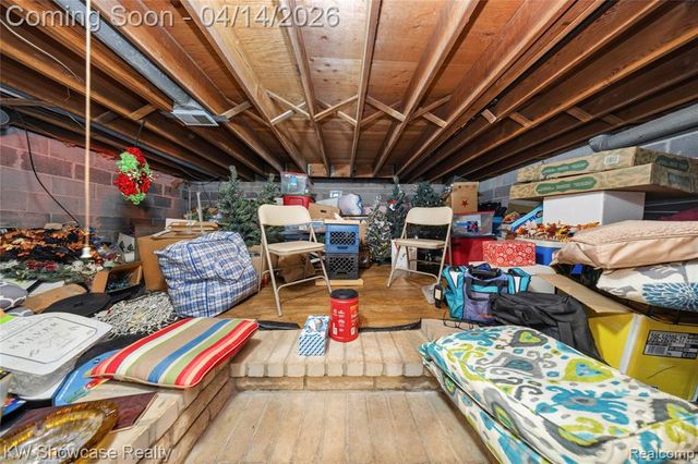 6144 Venice Drive, Commerce Twp, MI 48382