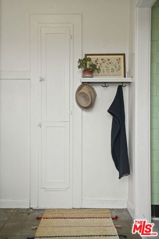 2043 W 41st Drive, Los Angeles, CA 90062