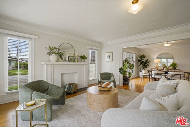 2043 W 41st Drive, Los Angeles, CA 90062