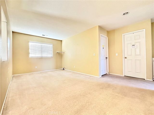 14773 Delicious Street, Adelanto, CA 92301