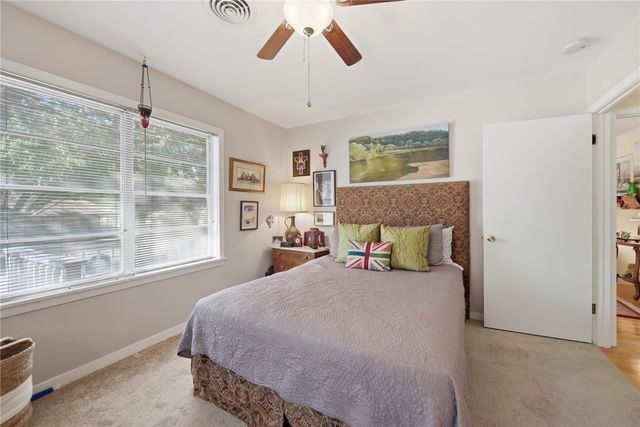 1703 South Day Street, Brenham, TX 77833