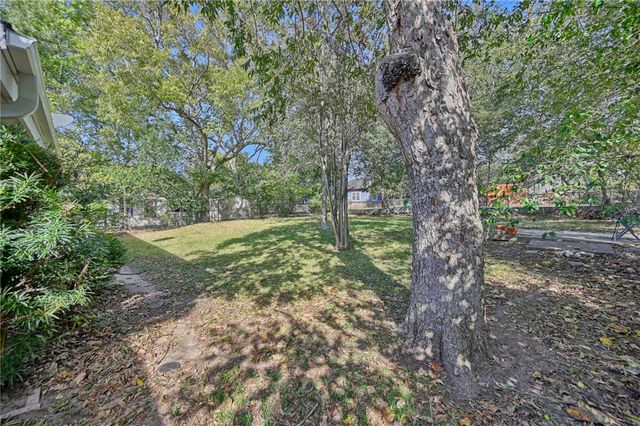 1703 South Day Street, Brenham, TX 77833