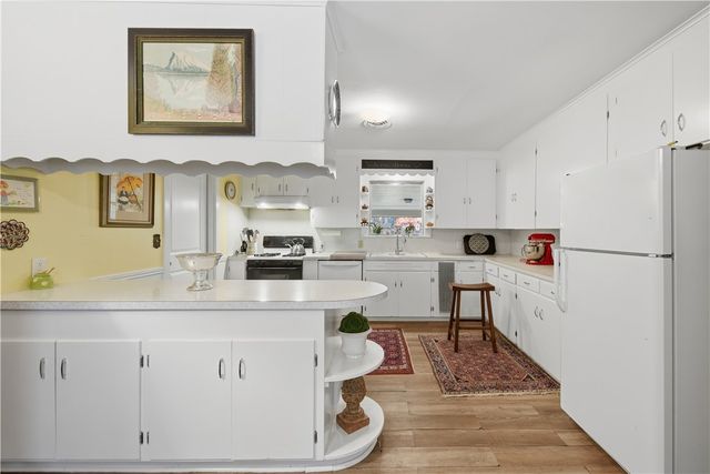 1703 South Day Street, Brenham, TX 77833