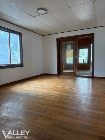 3326 Court Street, Saginaw, MI 48602