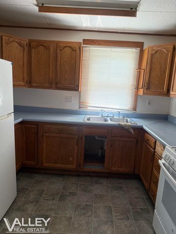 3326 Court Street, Saginaw, MI 48602