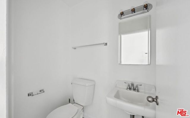 7550 Fountain 10, West Hollywood, CA 90046