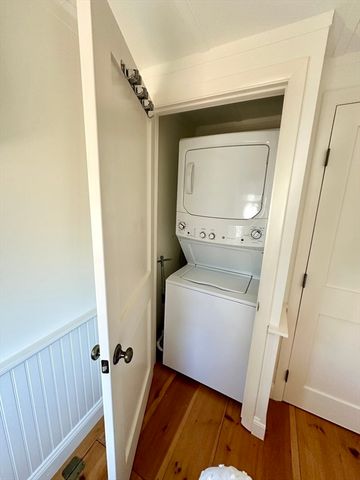 8 Jackson 0, Newbury, MA 01951