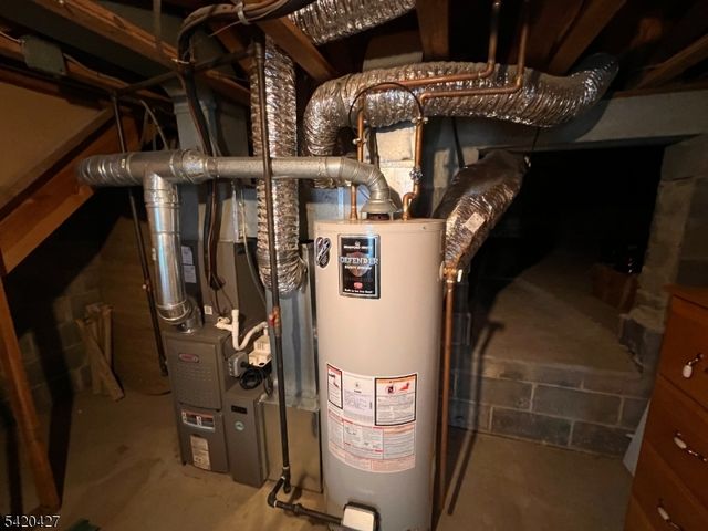 6 Buchanon Ct, West Orange Twp., NJ 07052