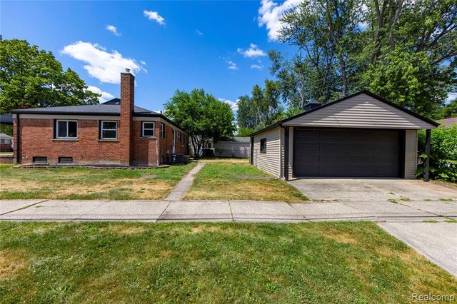 29824 Hathaway Street, Livonia, MI 48150