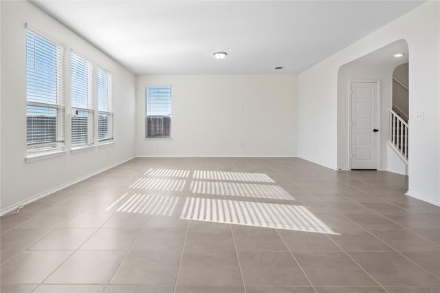 18501 Spotted Eagle LN, Elgin, TX 78621