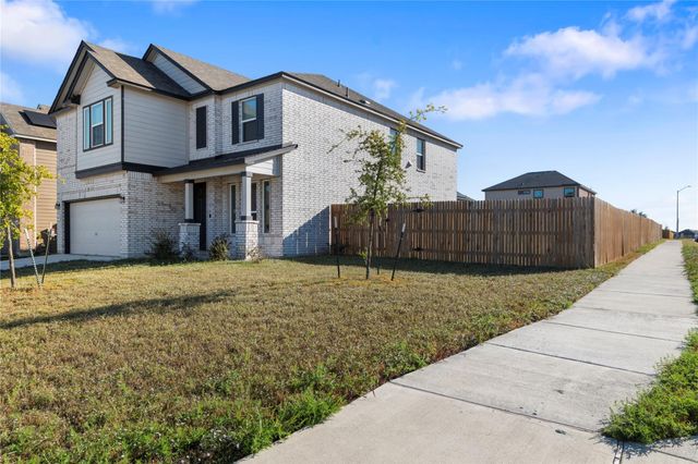 18501 Spotted Eagle LN, Elgin, TX 78621