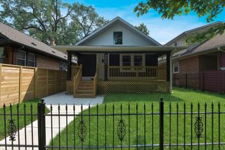 8841 S Elizabeth Street, Chicago, IL 60620