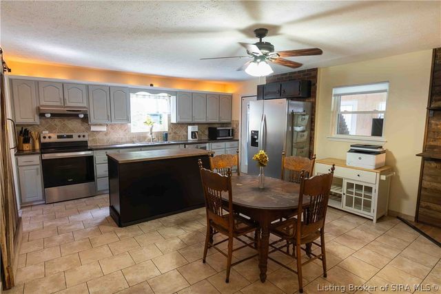 2202 Ebenezer Church Road, Memphis, IN 47143