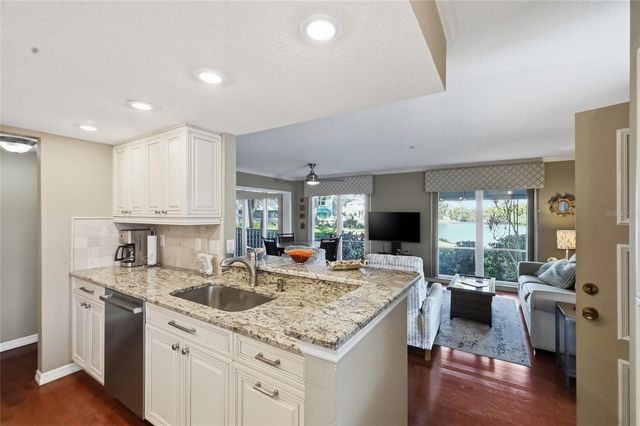 321 108TH STREET W 120, Bradenton, FL 34209