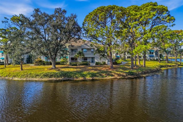 321 108TH STREET W 120, Bradenton, FL 34209