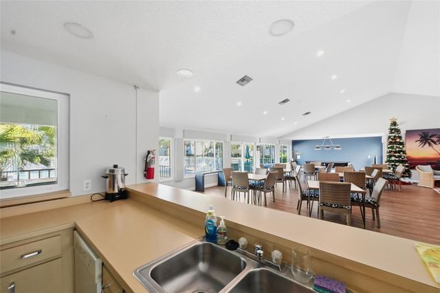 321 108TH STREET W 120, Bradenton, FL 34209