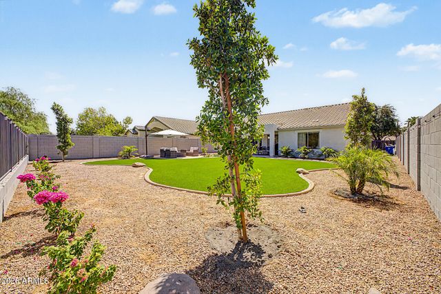 10202 E JUANITA Avenue, Mesa, AZ 85209
