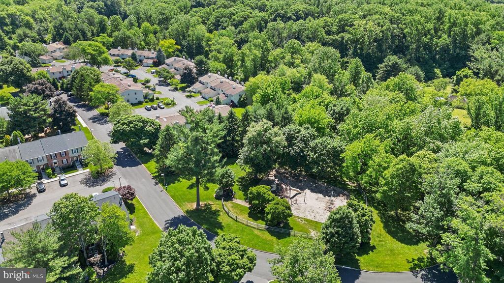 904 SEMINOLE GARDENS, Ambler, PA 19002