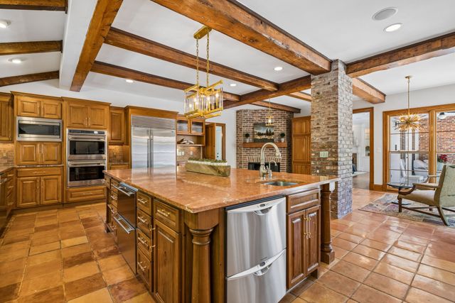 5201 Heathrow Hills Dr, Brentwood, TN 37027