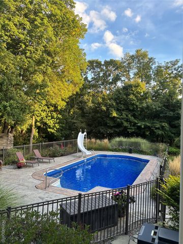 261 Church Street, Romeo Village, MI 48065