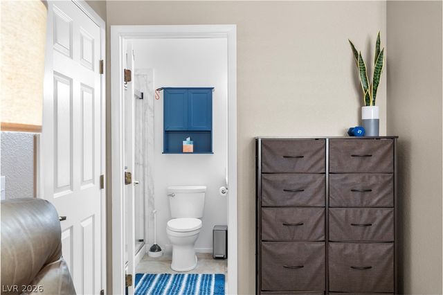 352 Amber Pine Street 207, Las Vegas, NV 89144