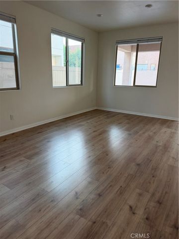 1446 E Laurelwood, San Bernardino, CA 92408