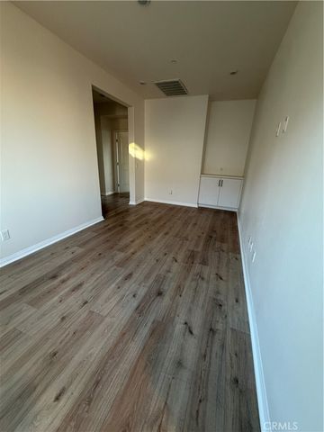 1446 E Laurelwood, San Bernardino, CA 92408