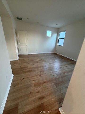 1446 E Laurelwood, San Bernardino, CA 92408