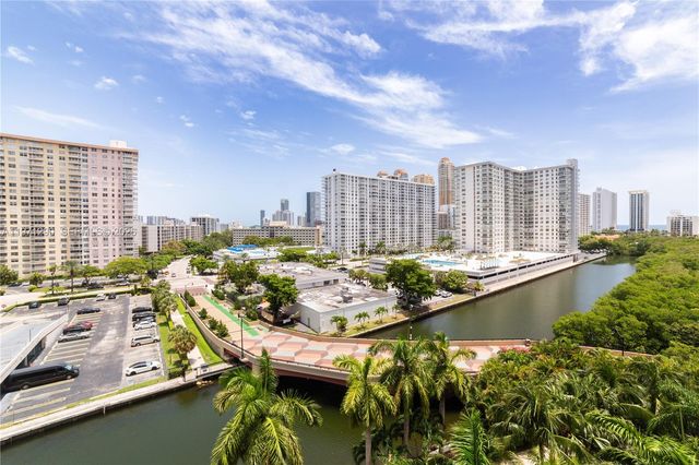 17150 N Bay Road 2911, Sunny Isles Beach, FL 33160