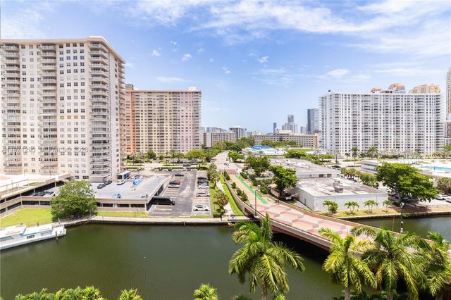 17150 N Bay Road 2911, Sunny Isles Beach, FL 33160