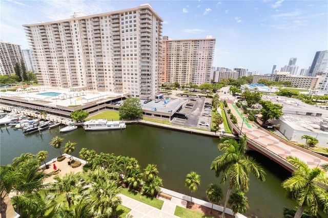 17150 N Bay Road 2911, Sunny Isles Beach, FL 33160