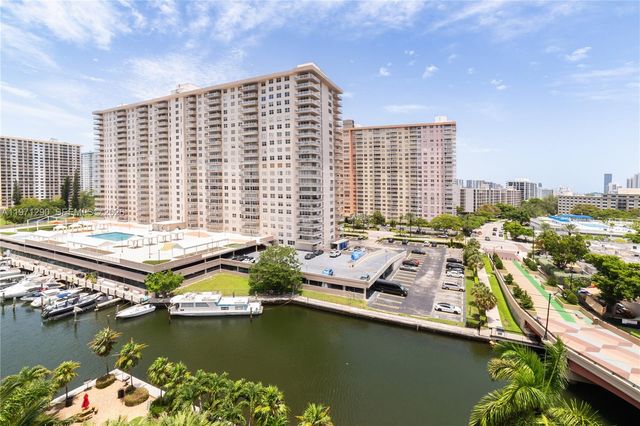 17150 N Bay Road 2911, Sunny Isles Beach, FL 33160