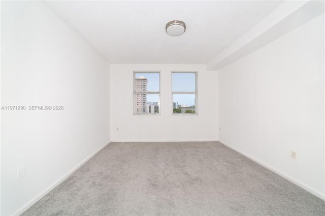 17150 N Bay Road 2911, Sunny Isles Beach, FL 33160