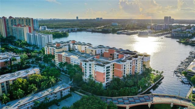 17150 N Bay Road 2911, Sunny Isles Beach, FL 33160