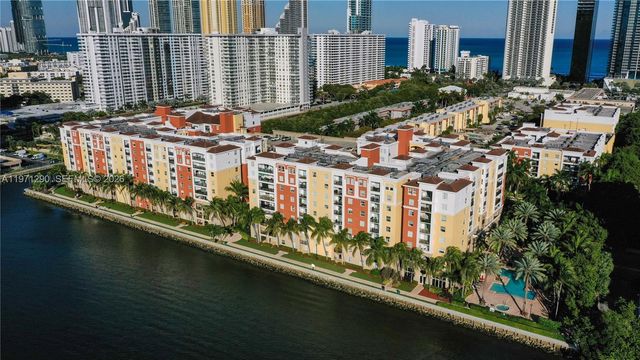 17150 N Bay Road 2911, Sunny Isles Beach, FL 33160