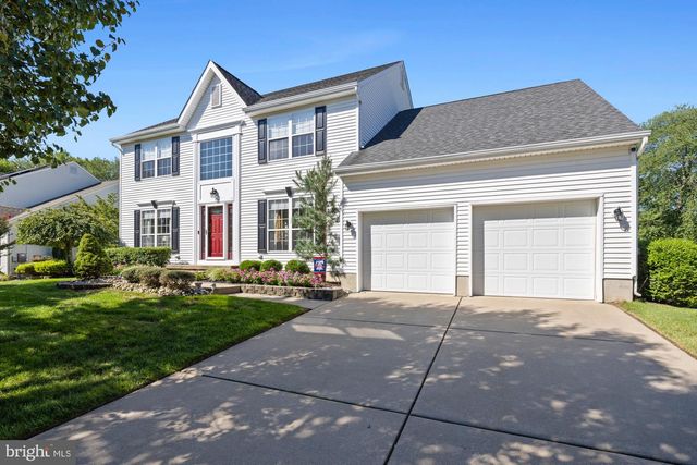 14 PATRIOT LN, Blackwood, NJ 08012