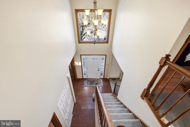 14 PATRIOT LN, Blackwood, NJ 08012