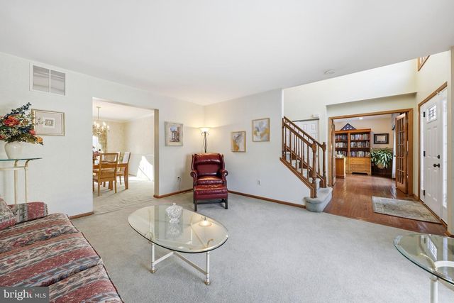 14 PATRIOT LN, Blackwood, NJ 08012