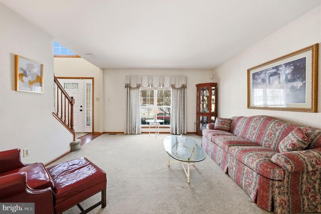 14 PATRIOT LN, Blackwood, NJ 08012