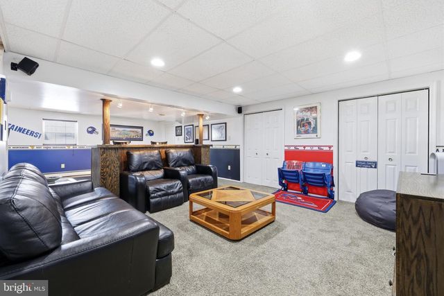 14 PATRIOT LN, Blackwood, NJ 08012