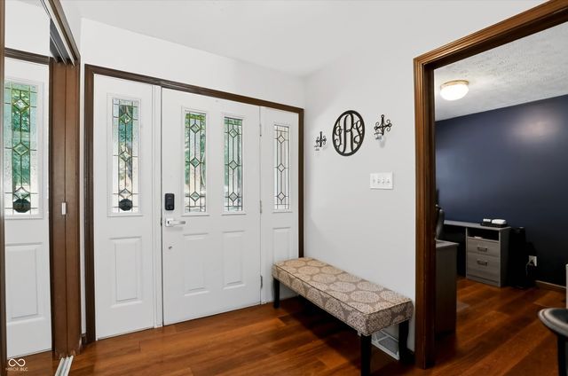 8852 Ridge Hill Drive, Indianapolis, IN 46217