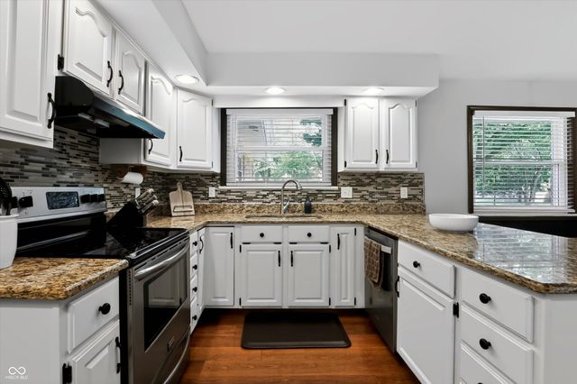 8852 Ridge Hill Drive, Indianapolis, IN 46217