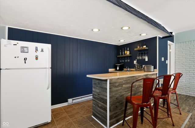 8852 Ridge Hill Drive, Indianapolis, IN 46217