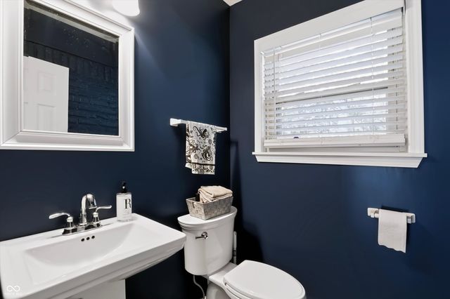 8852 Ridge Hill Drive, Indianapolis, IN 46217