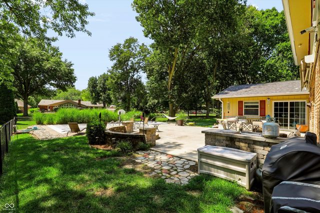 8852 Ridge Hill Drive, Indianapolis, IN 46217