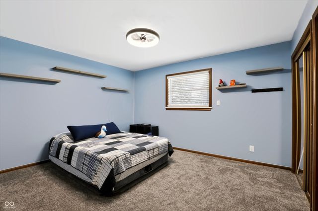 8852 Ridge Hill Drive, Indianapolis, IN 46217