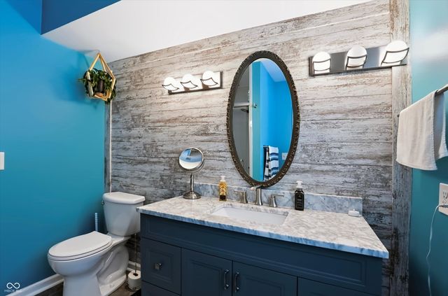 8852 Ridge Hill Drive, Indianapolis, IN 46217