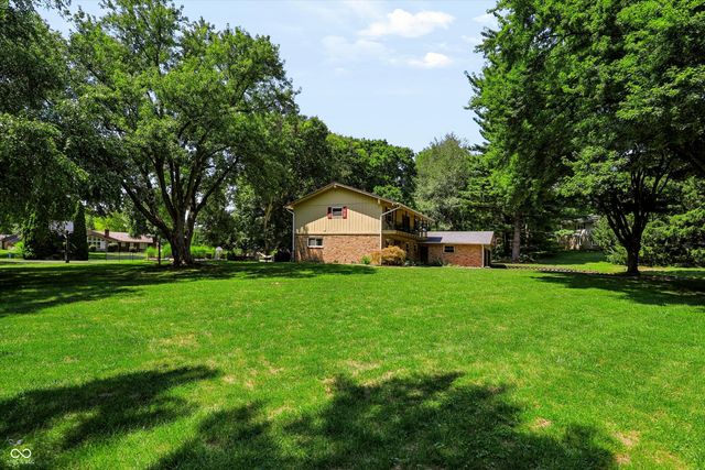 8852 Ridge Hill Drive, Indianapolis, IN 46217
