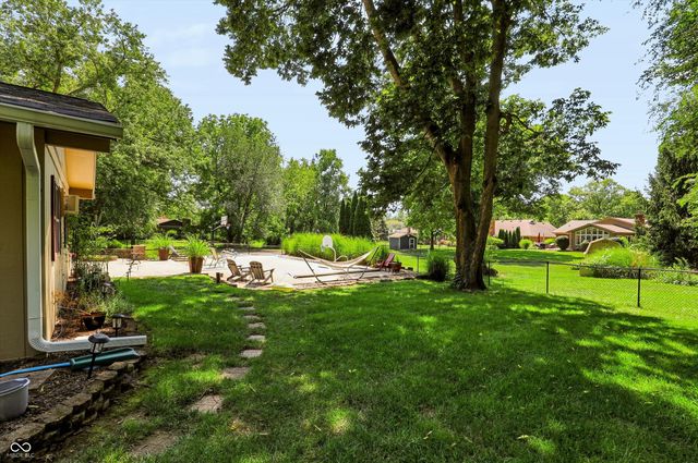 8852 Ridge Hill Drive, Indianapolis, IN 46217