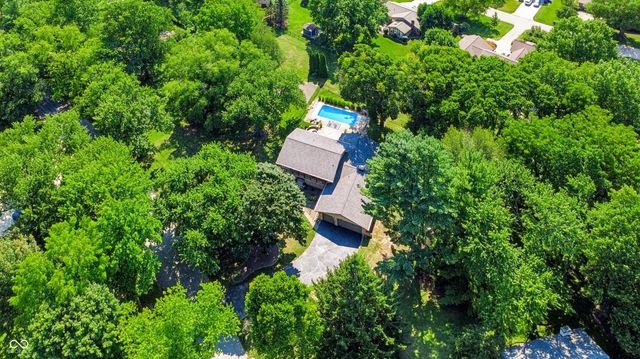 8852 Ridge Hill Drive, Indianapolis, IN 46217